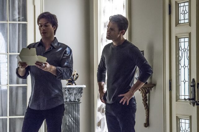 File:TVD706 Damon Stefan.jpg