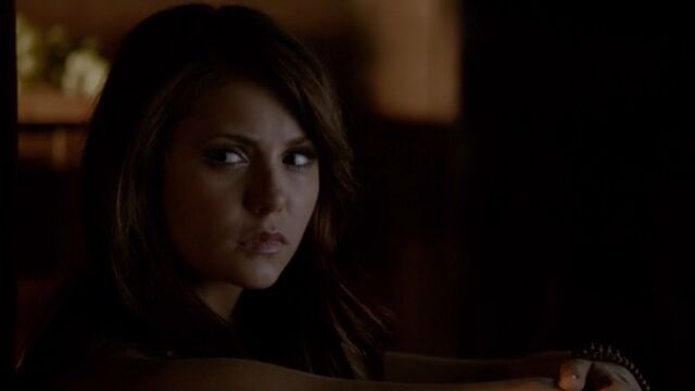 File:Elena 9 TVD 5x06.jpg