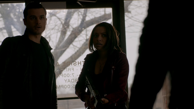 File:719-048~Damon-Bonnie-Enzo.png