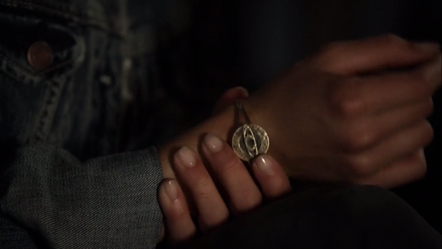 File:Davinabracelet.png