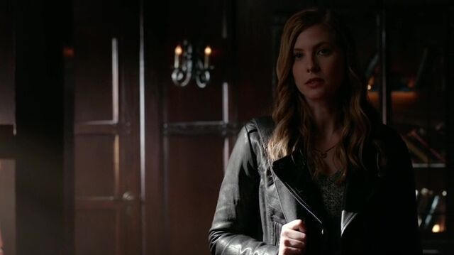 File:7X09-21-Valerie.jpg