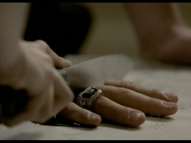 File:JohnRingCutOff.png