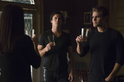TVD-Mommie-Dearest-Damon-Stefan
