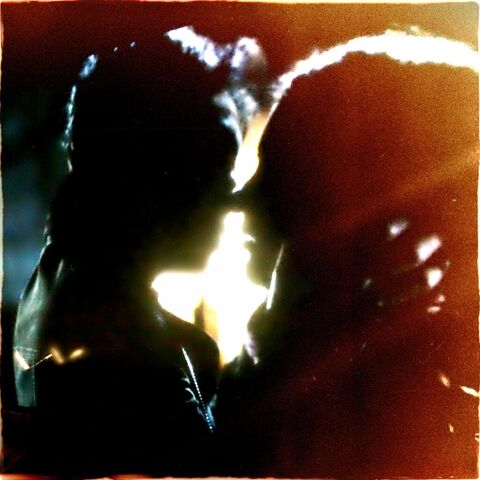 File:DelenaKiss Hopefully.jpeg