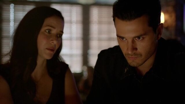 File:7X01-41-LilyEnzo.jpg