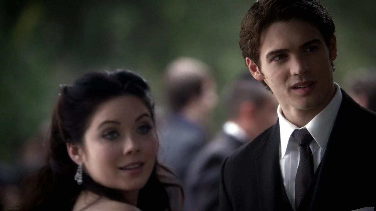 Jeremy and April The Vampire Diaries Wiki FANDOM powered by Wikia