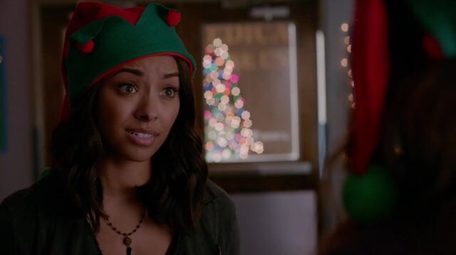 File:7X09-57-Bonnie.jpg