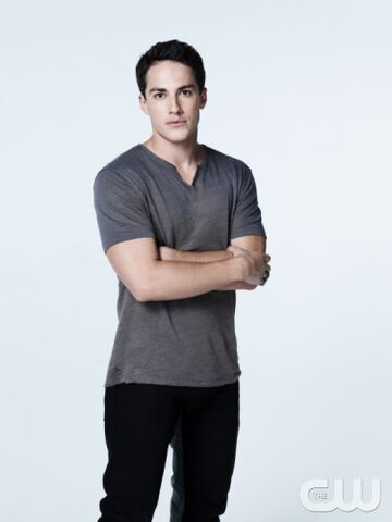 File:Tyler Season 5.jpg