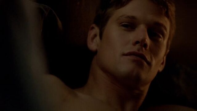 File:Matt 6 TVD 5x01.jpg