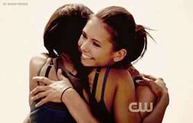 Bonnie-elena-elena-gilbert-nina-dobrev-the-vampire-diaries-Favim.com-146497