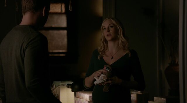File:711-102-Caroline-Alaric.jpg