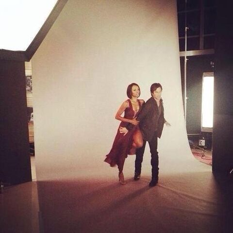 File:Bonnie and damon.jpg
