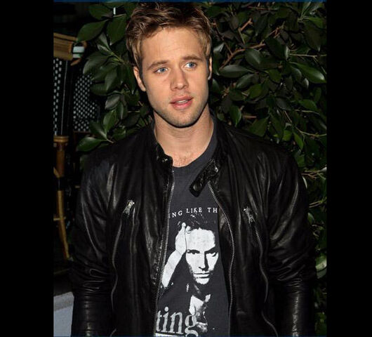 File:Shaun Sipos 4.jpg