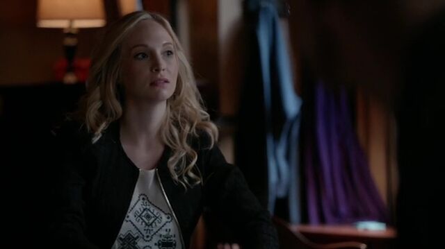File:7X07-7-Caroline.jpg