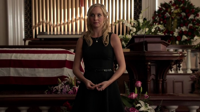File:6X15-69-Caroline.png