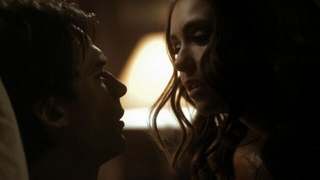 File:216VampireDiaries1720.jpg