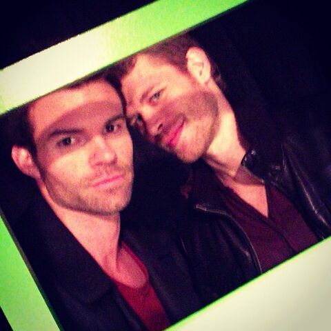 File:The Originals-BTS-Pilot-and-Promotion (1).jpg
