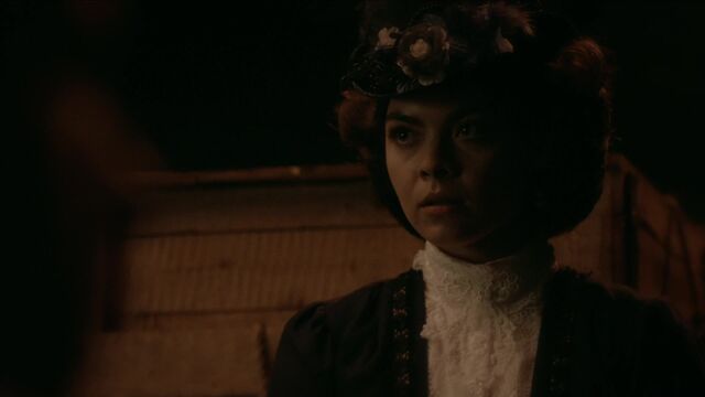 File:713-076-Nora.jpg