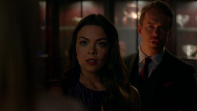 File:7X06-44-JulianNora.jpg