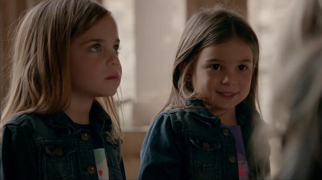 File:722-Lizzie-Josie2.jpg