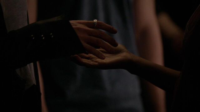 File:TVD 1104.jpg