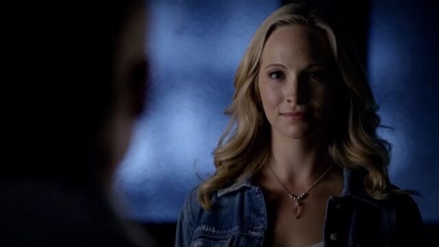 File:Caroline 3 TVD 5x06.jpg