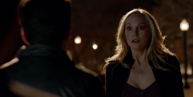 File:Julian-Caroline 5x21...png