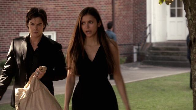 File:402VampireDiaries0763.jpg