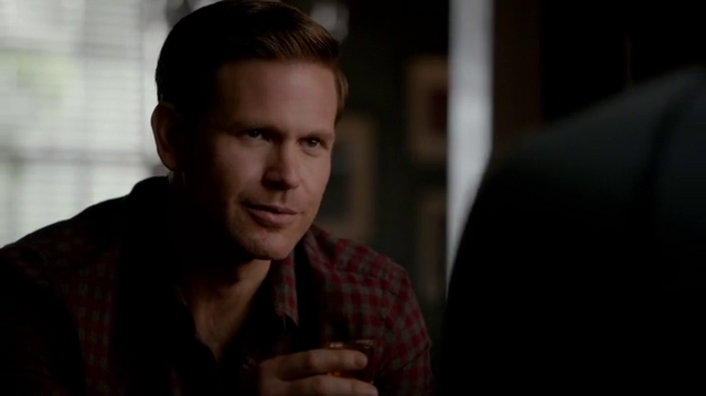 File:6X21-15-Alaric.png