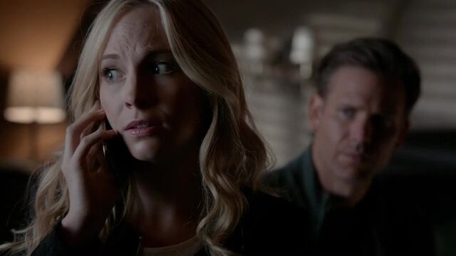 File:7X07-20-Caroline.jpg