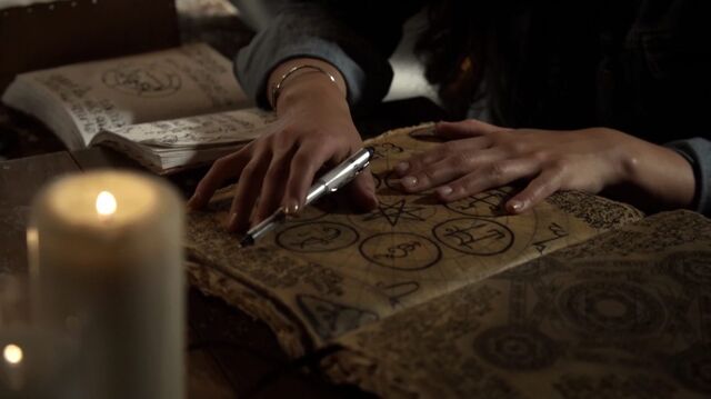 File:Normal TheOriginals202-0310.jpeg