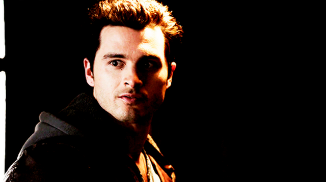 File:Enzo in 5x20...png
