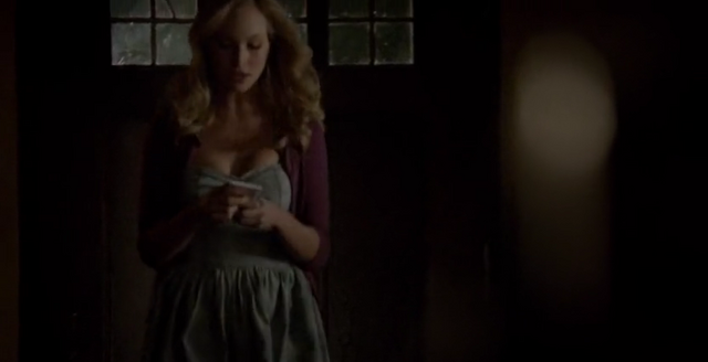 File:CAROLINE 5X21.png