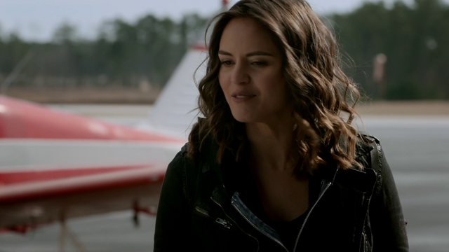 File:716-116-Rayna.png