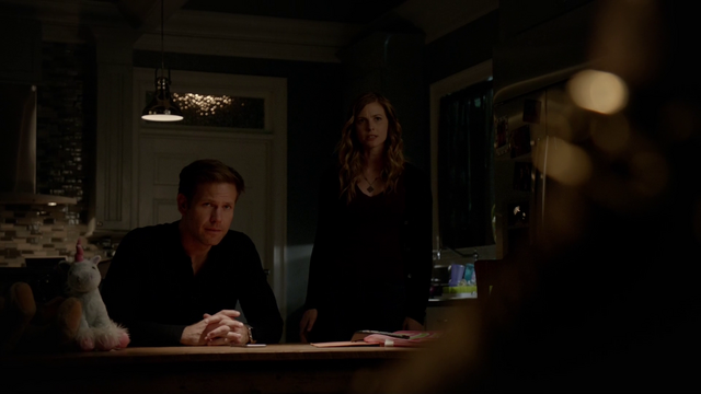 File:717-037-Alaric-Valerie~Rayna.png