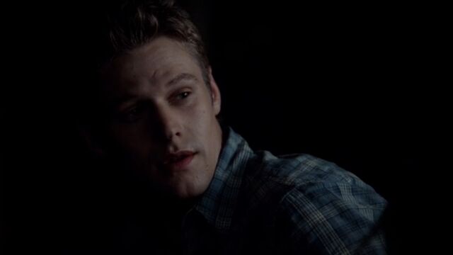 File:Matt 13 TVD 5x02.jpg