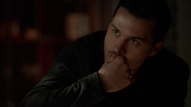 File:7X04-24-Enzo.jpg