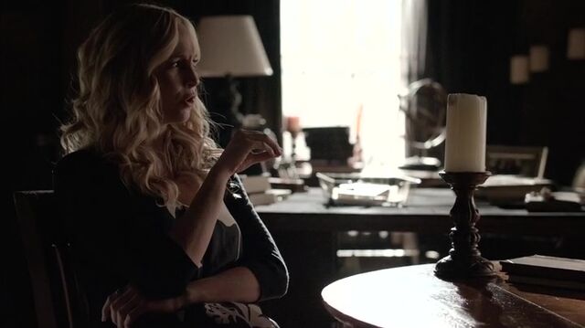 File:7X03-74-Caroline.jpg