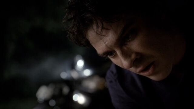 File:Damon 3 TVD 5x01.jpg