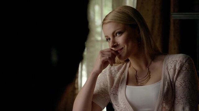 File:7X01-14-Mary.jpg