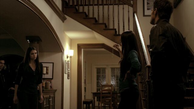 File:TVD2x16-Gilbert House 9.jpg