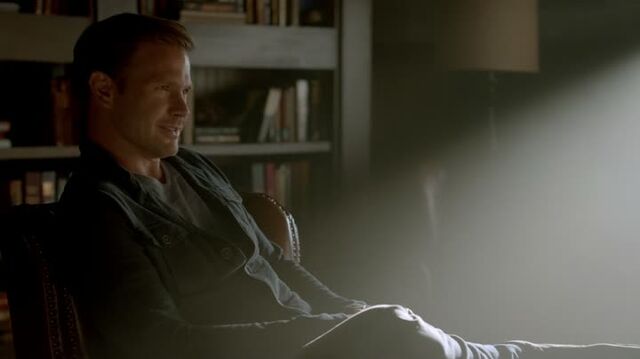 File:6X06-42-Alaric.jpg