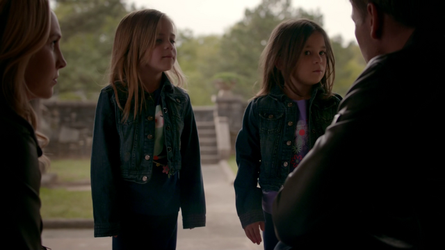 File:722-051-Caroline-Alaric-Josie-Lizzie.png