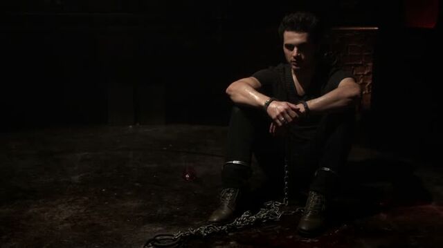 File:6X06-16-Enzo.jpg