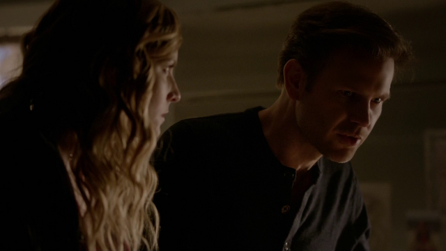 File:717-057-Alaric-Valerie.png