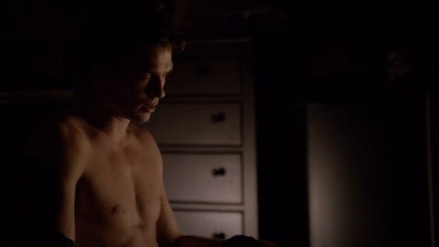 File:Damon 15 TVD 5x02.jpg