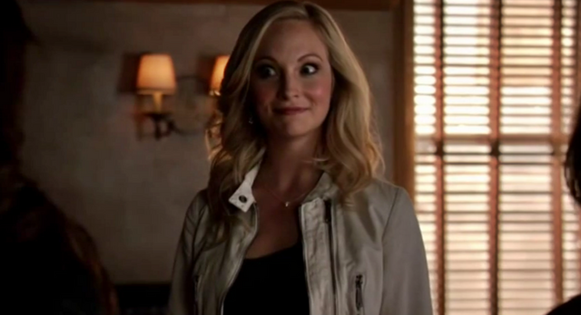 File:Caroline6x16.png