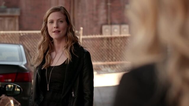 File:7X07-109-Valerie.jpg