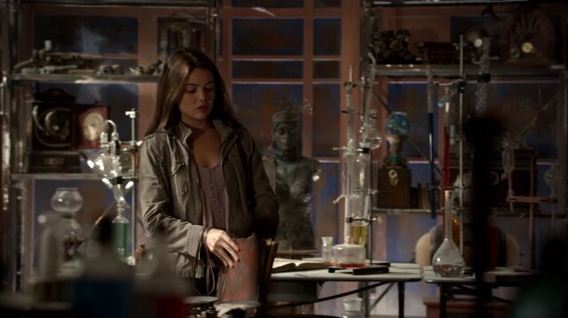File:Normal TheOriginals208-1213Davina.jpeg