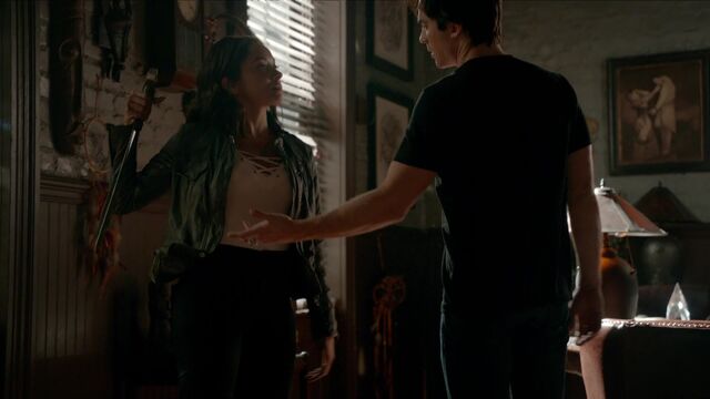 File:713-031-Damon-Bonnie.jpg